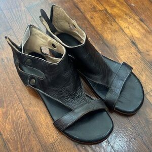 Bed Stu Black Leather Open-Toe Gladiator Sandals